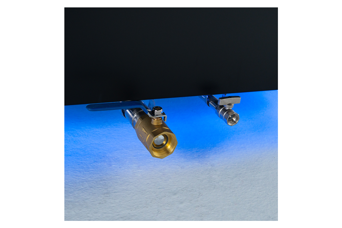 حوض لوكس للغطس البارد