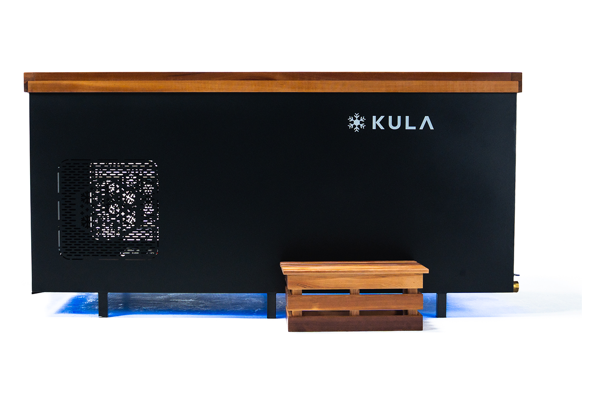 حوض لوكس للغطس البارد