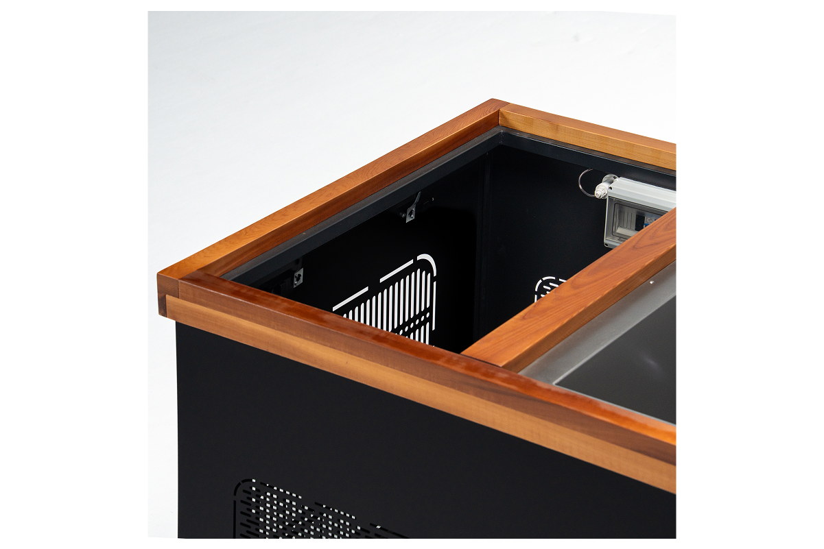 حوض لوكس للغطس البارد