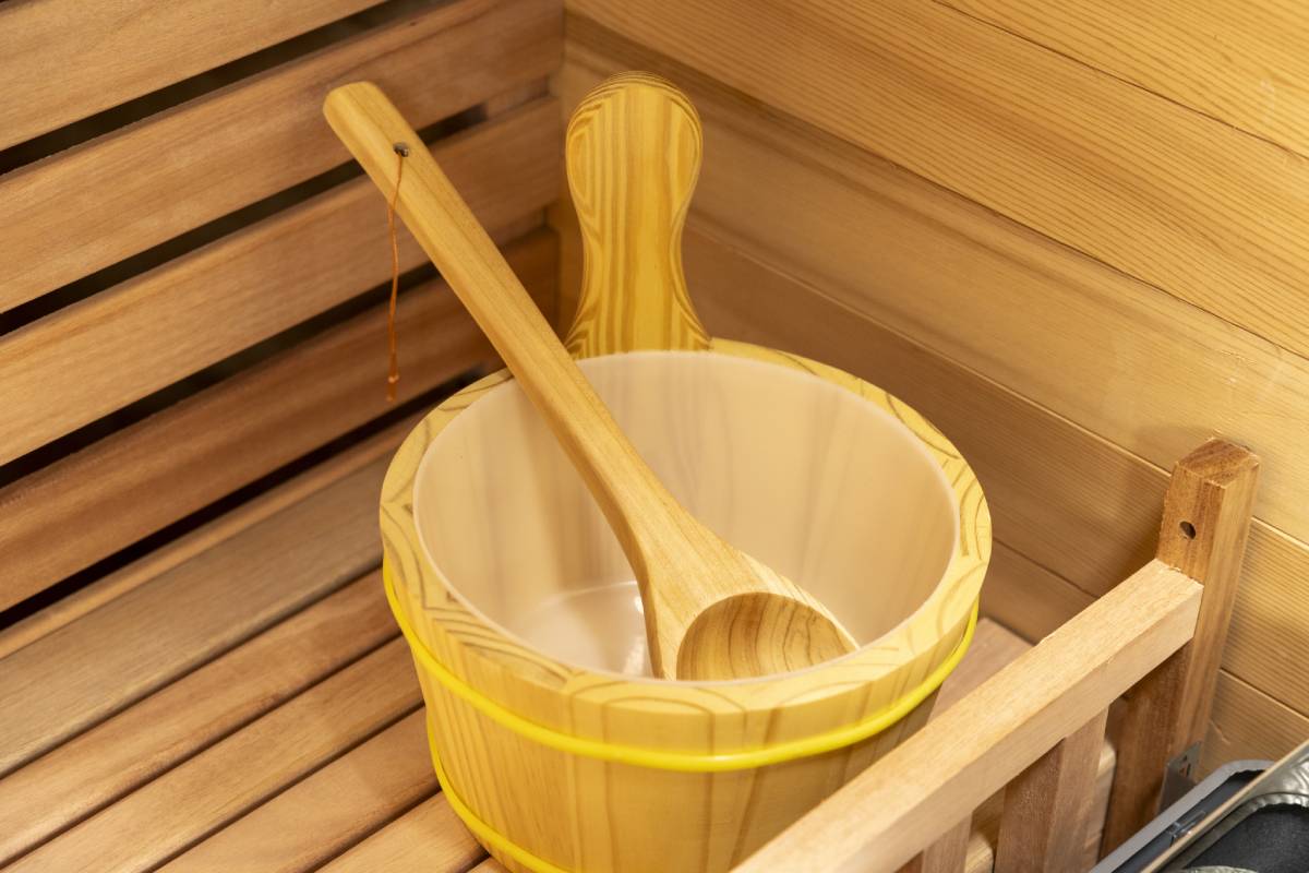 TRADITIONAL WOODEN SAUNA