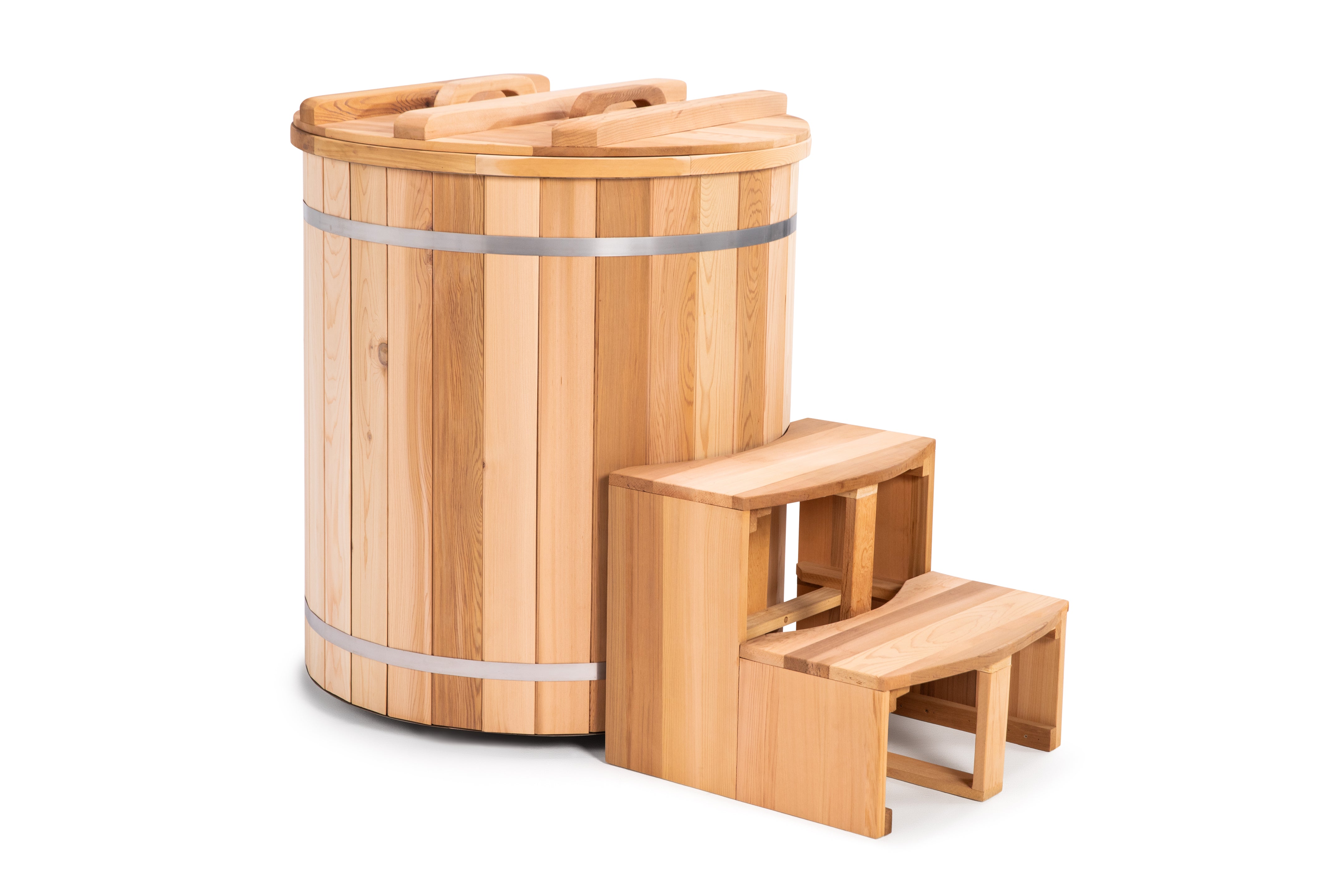 Barrel Cold Plunge with lid